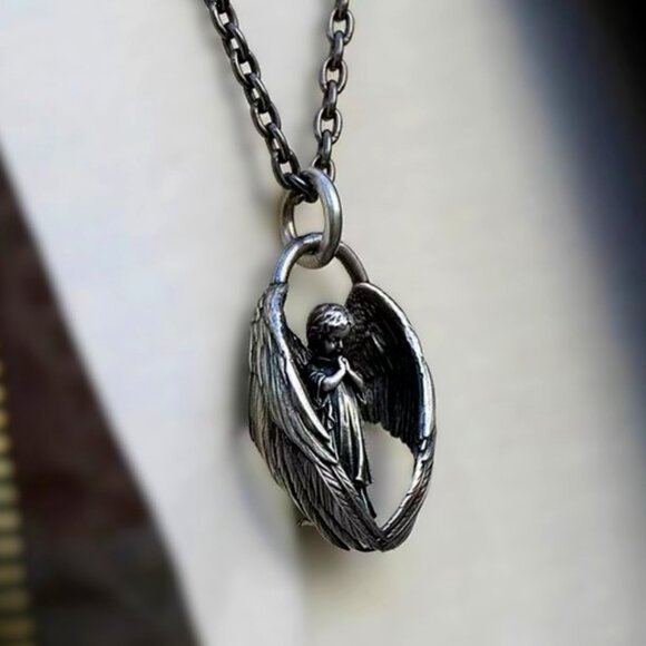 Source Unknown Jewelry - Guardian Cherub Angel Silver Fashion Pendant Necklace NWOT